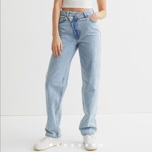 NWT H&M 90's straight baggy jeans light blue size 4